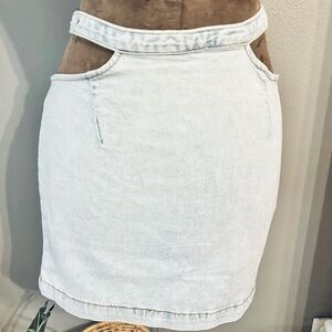 WeWoreWhat XS Cut Out Denim Mini Skirt Indigo Comfort Zrq Super Light‎